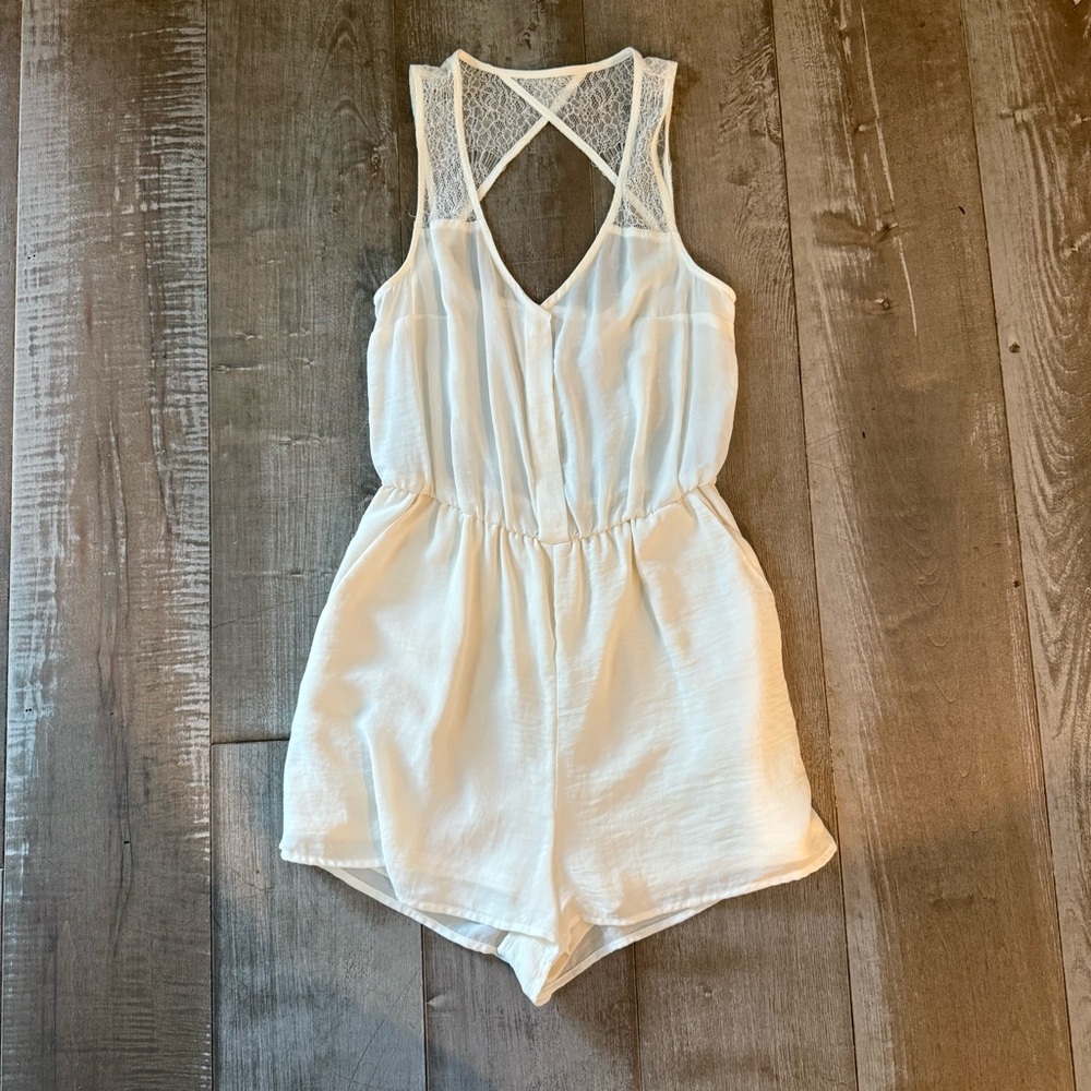 H&M White Lace-Back Romper - Picture 1 of 8